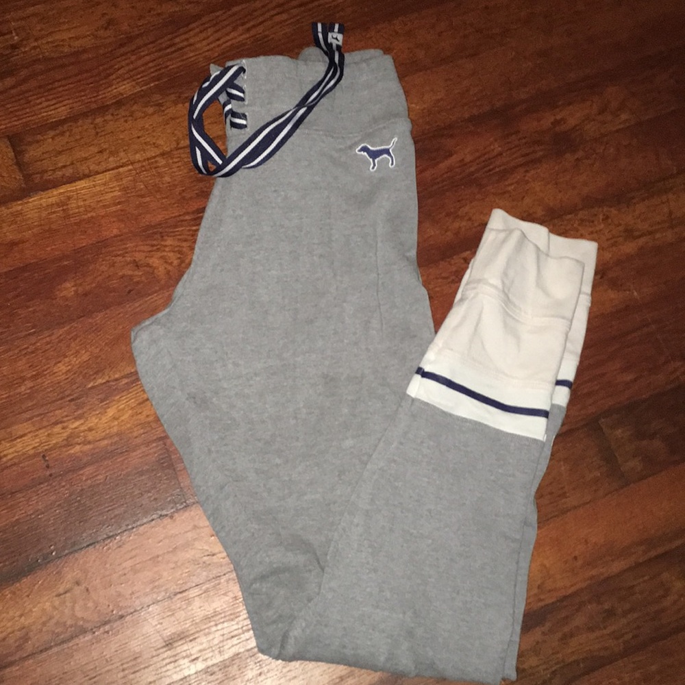 PINK Victoria’s Secret Yoga Leggings